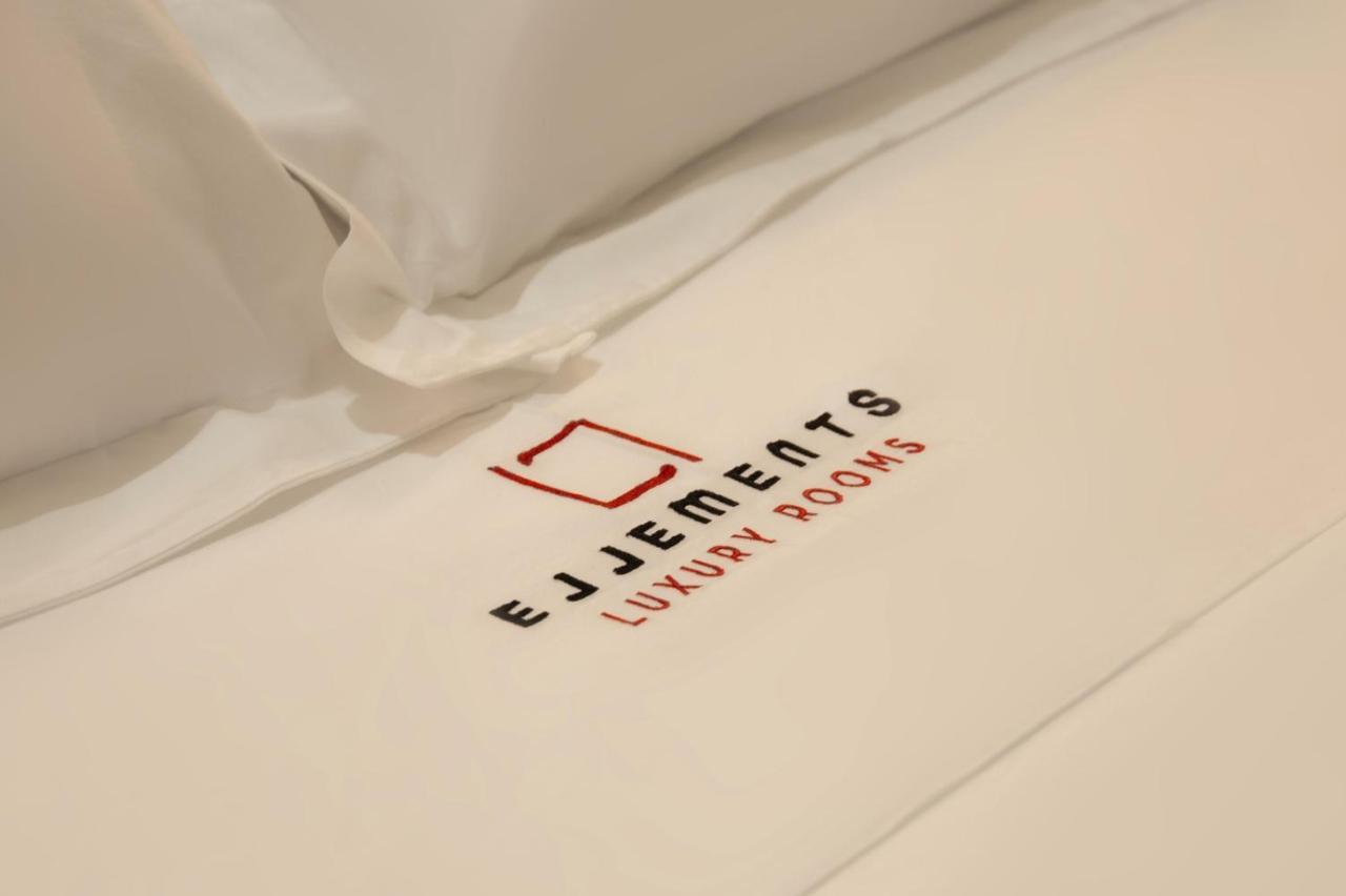 Ellements - Luxury Rooms บรินดิซิ ภายนอก รูปภาพ