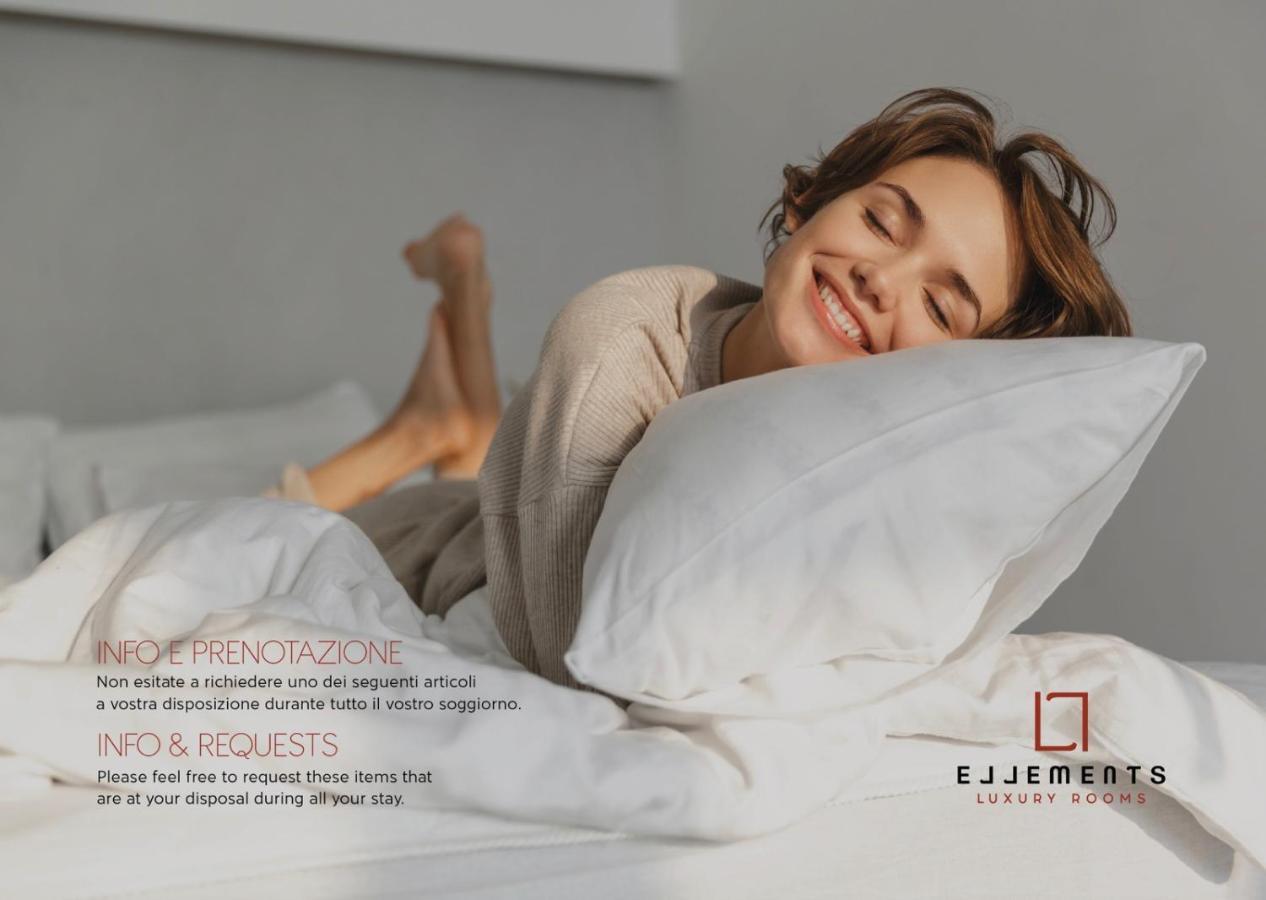 Ellements - Luxury Rooms บรินดิซิ ภายนอก รูปภาพ