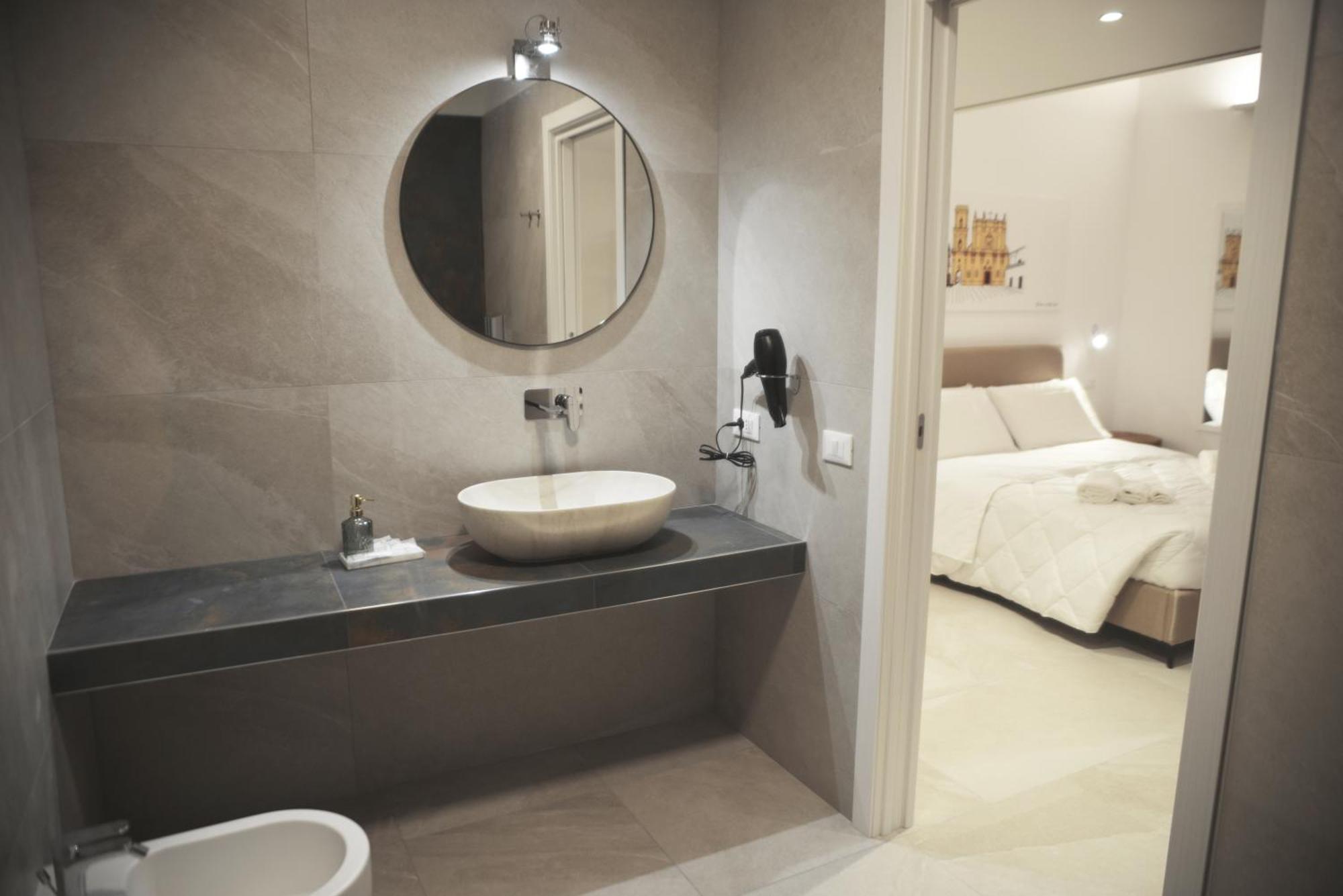 Ellements - Luxury Rooms บรินดิซิ ภายนอก รูปภาพ